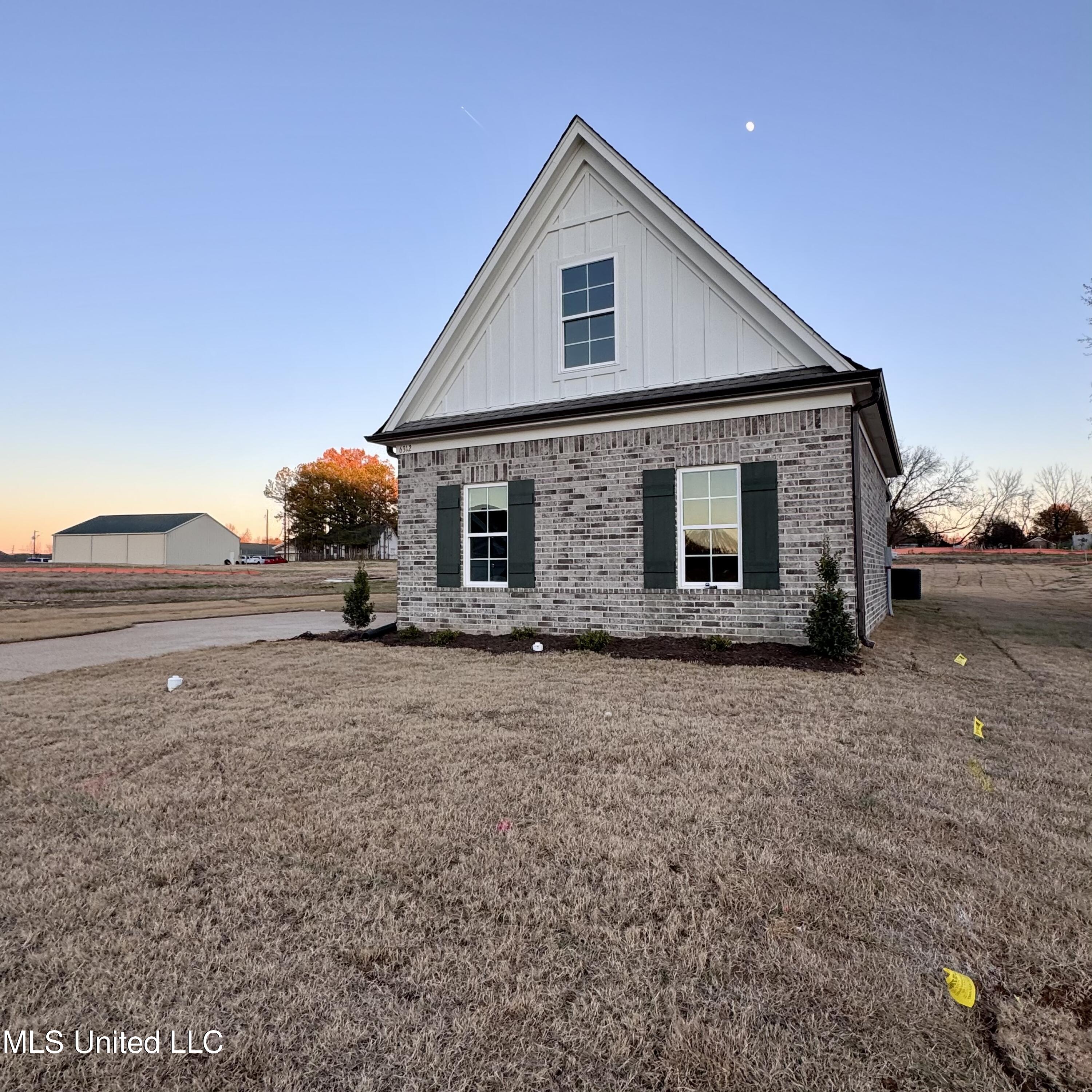 6312 Acorn Way, Walls, Mississippi image 5