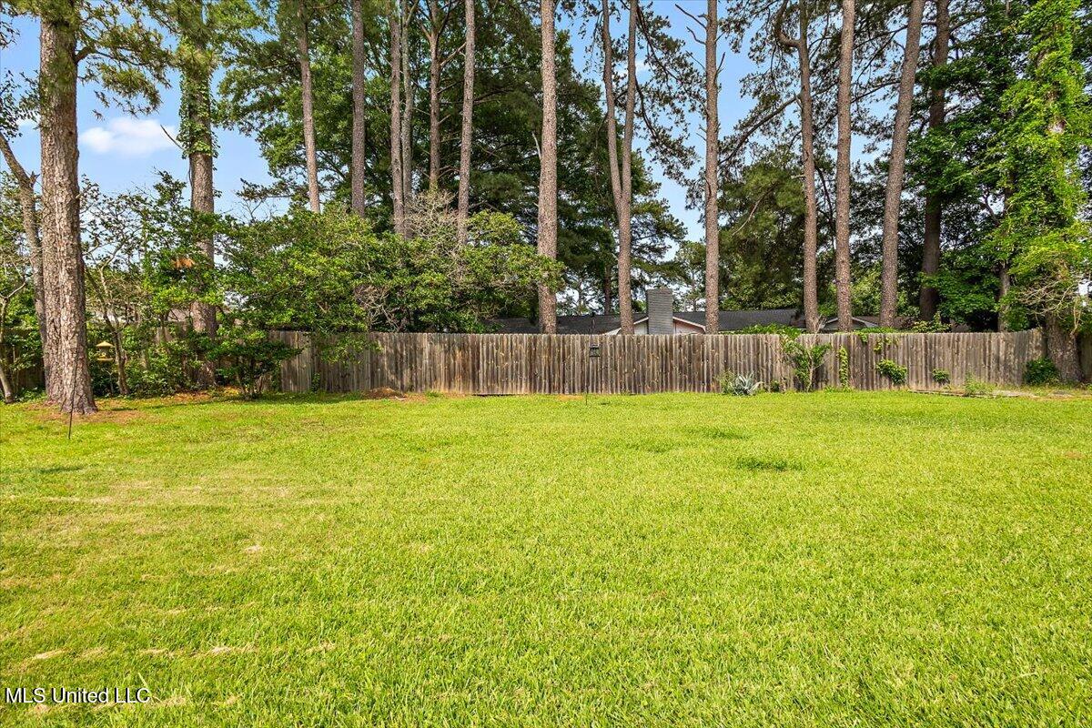 5953 Lake Trace Circle, Jackson, Mississippi image 35