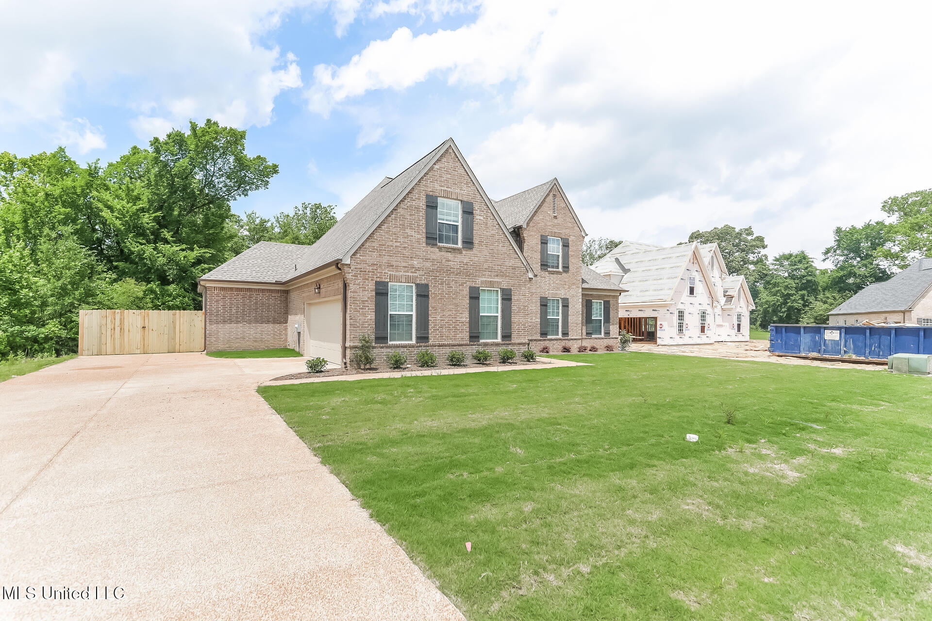 8605 Birnham Cove, Olive Branch, Mississippi image 1