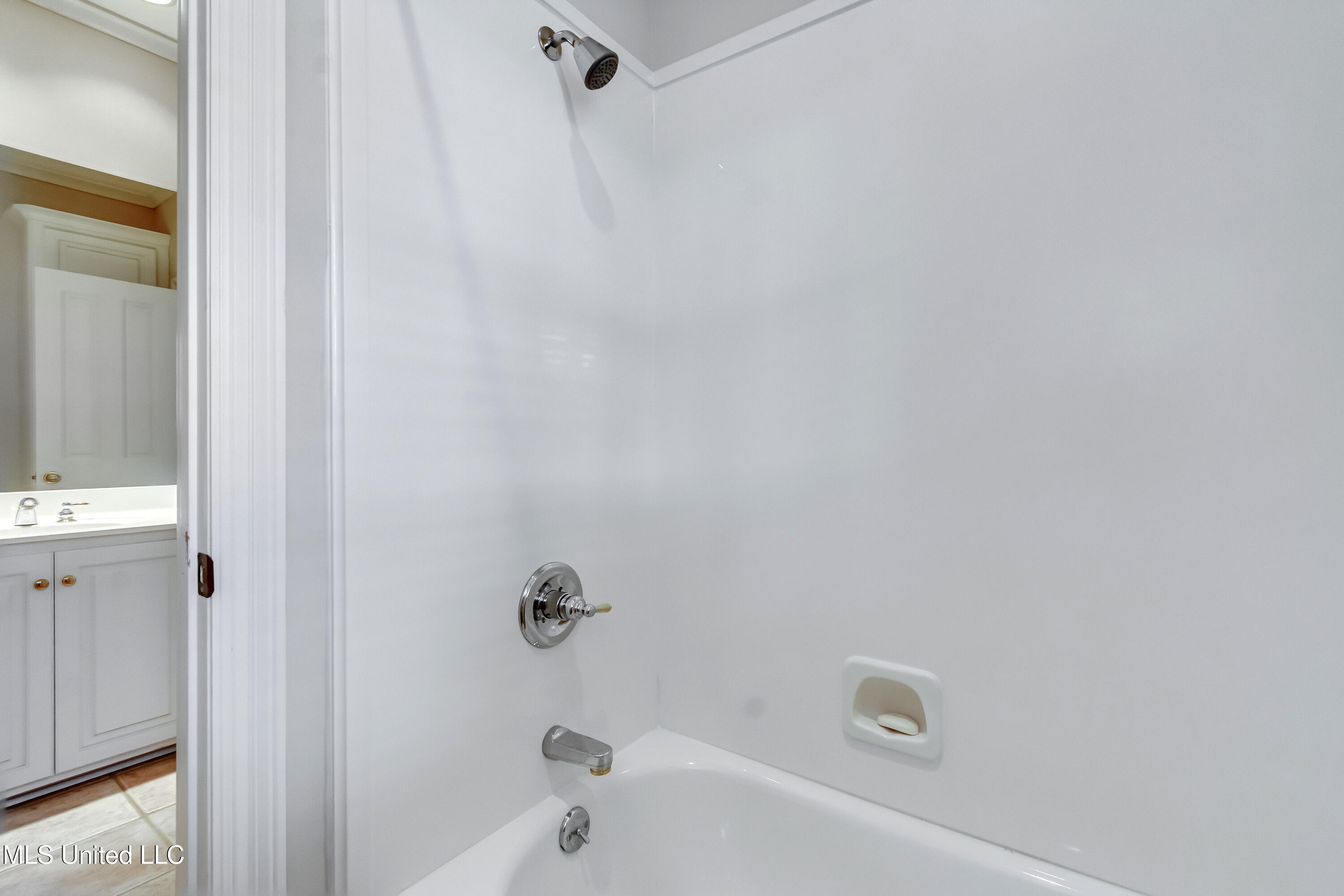 Ridgeland, Mississippi 39157, United States, 4 Bedrooms Bedrooms, ,4 BathroomsBathrooms,Residential,Active,126634