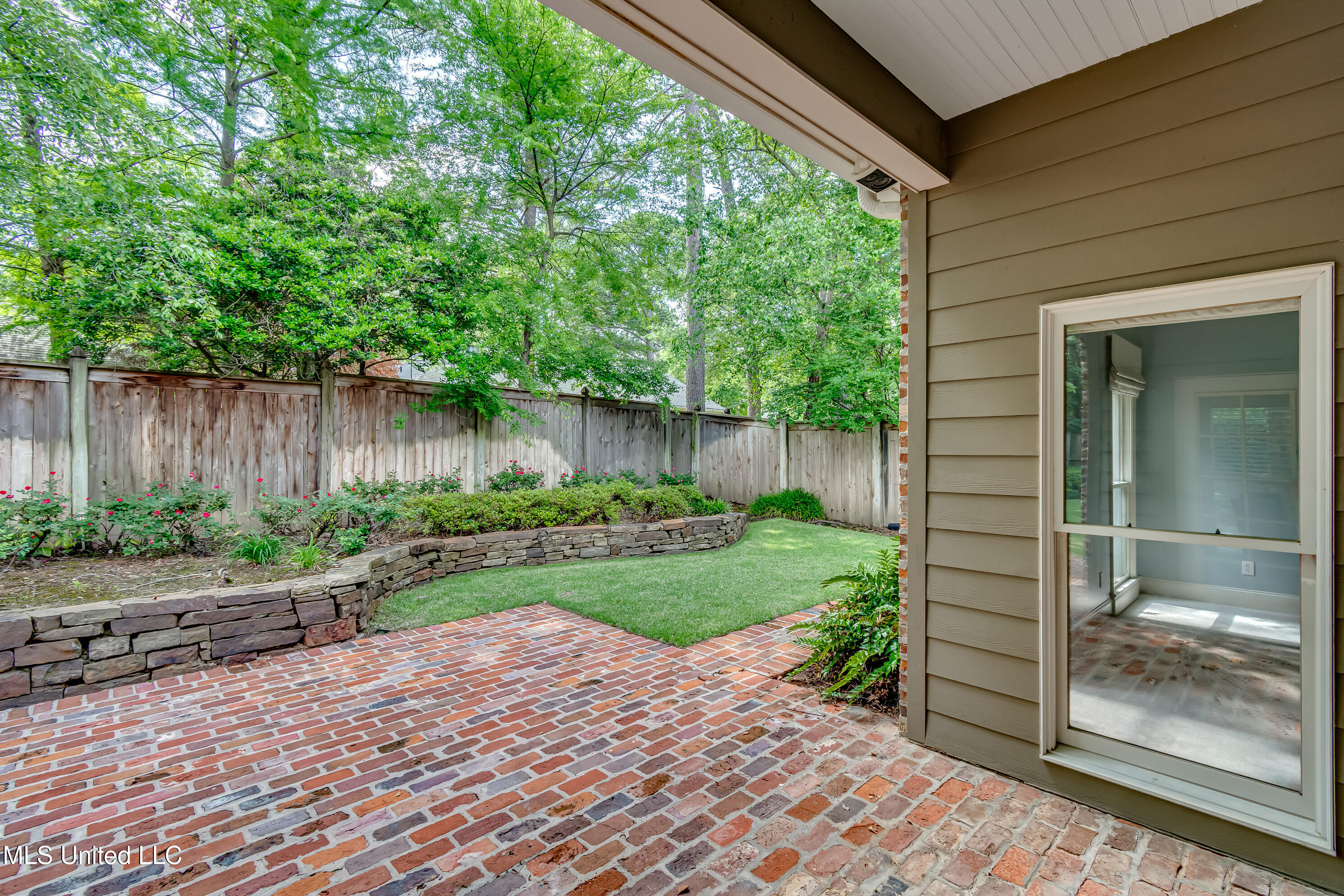 Ridgeland, Mississippi 39157, United States, 4 Bedrooms Bedrooms, ,4 BathroomsBathrooms,Residential,Active,126634