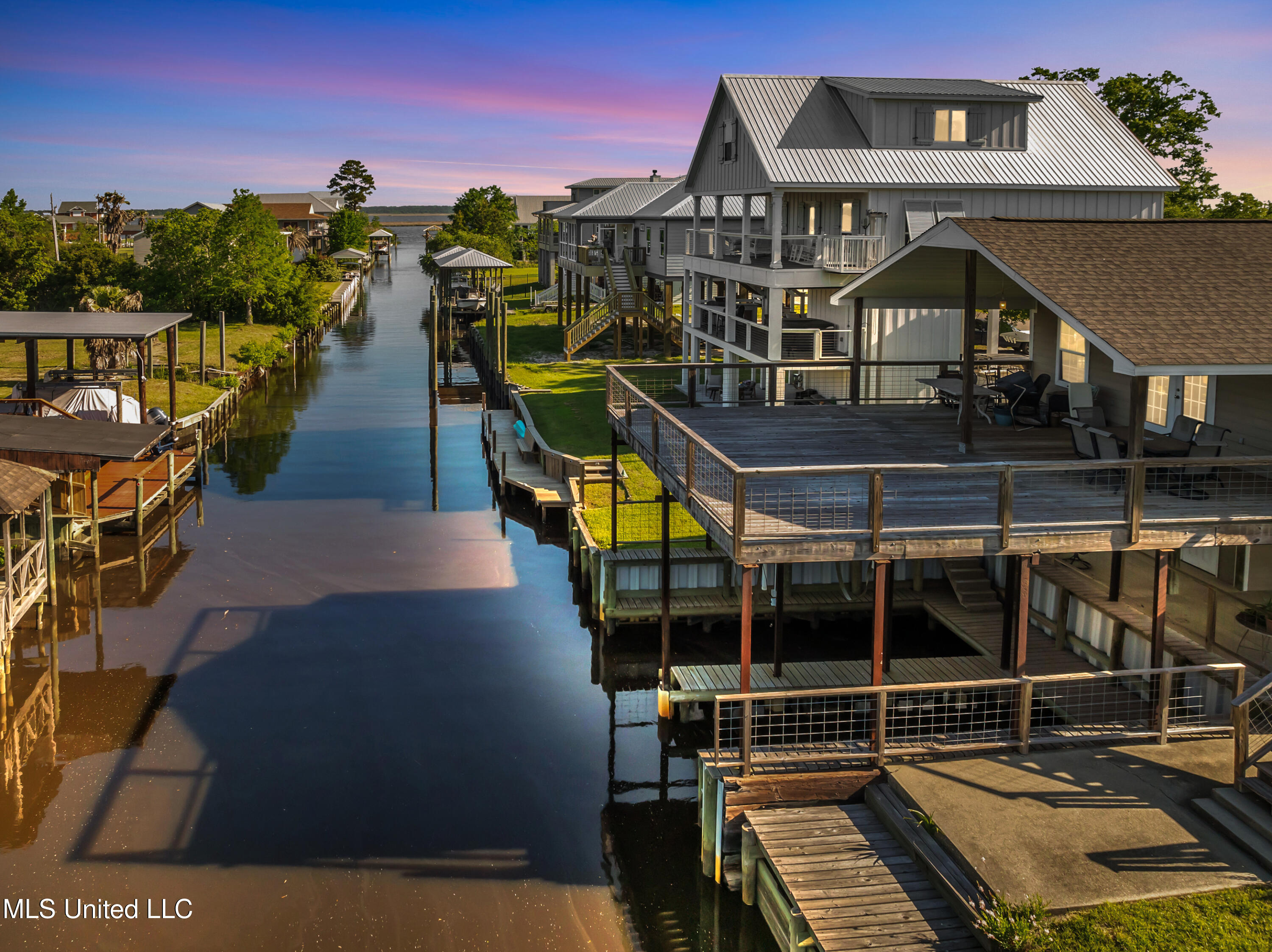 72 Good Street, Bay Saint Louis, Mississippi image 1