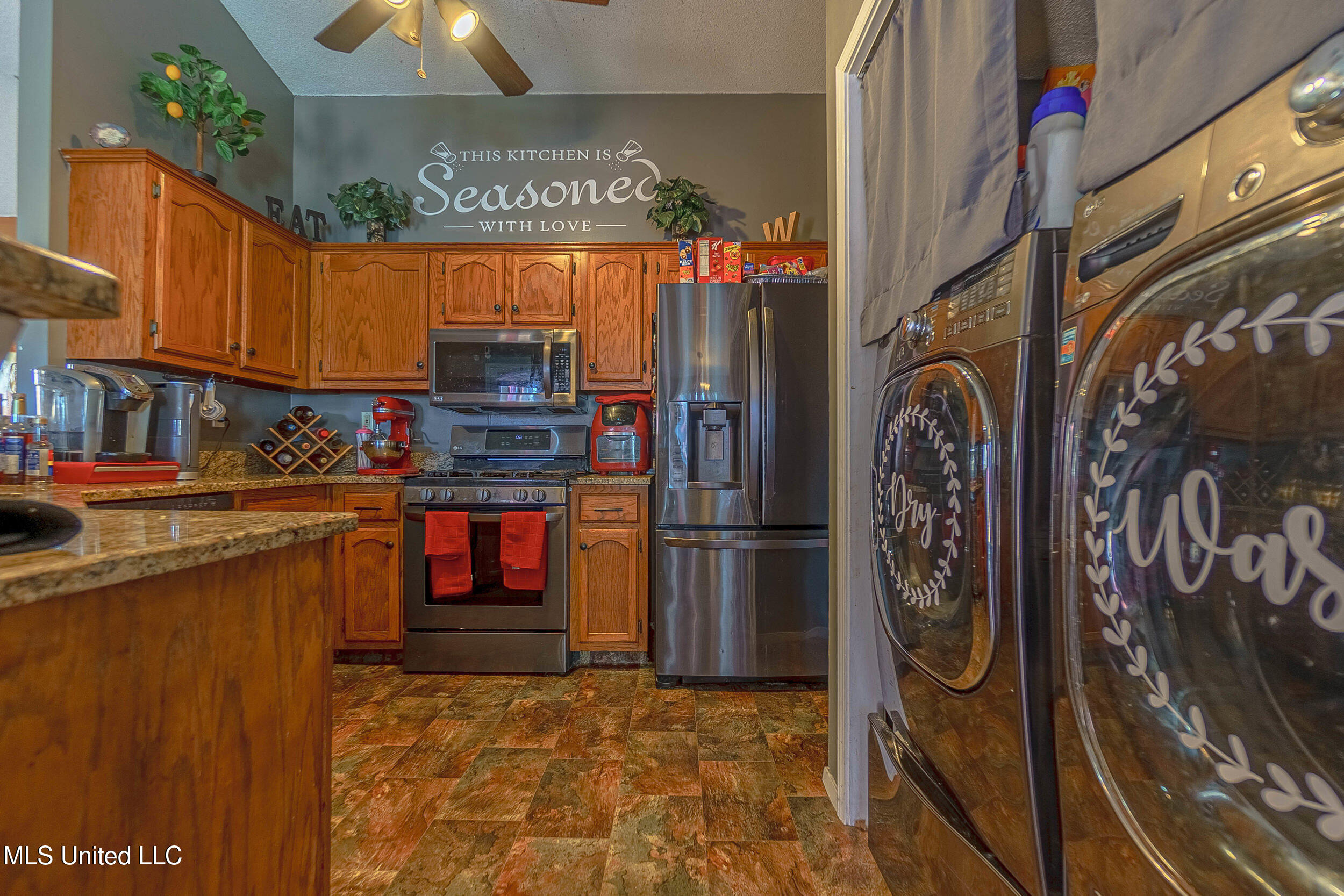 7031 Dunbarton Drive, Horn Lake, Mississippi image 10