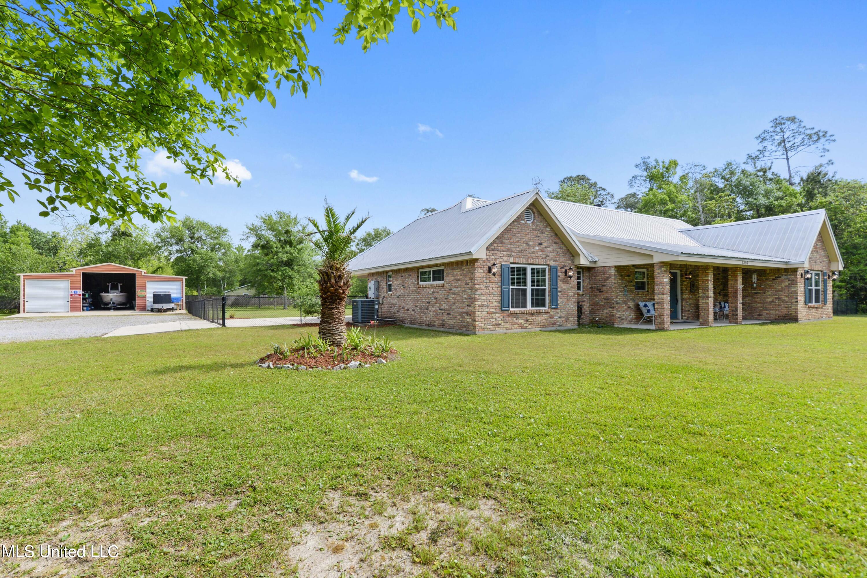 1316 Dubuc Lane, Waveland, Mississippi image 4