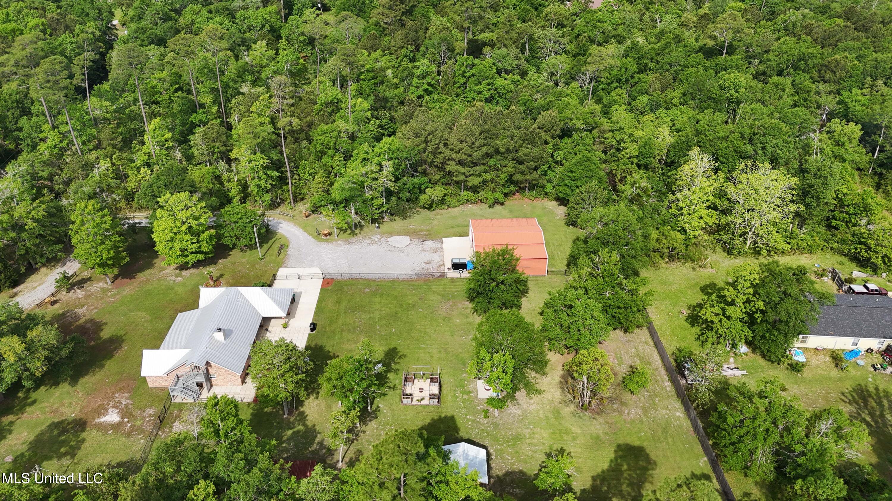 1316 Dubuc Lane, Waveland, Mississippi image 37