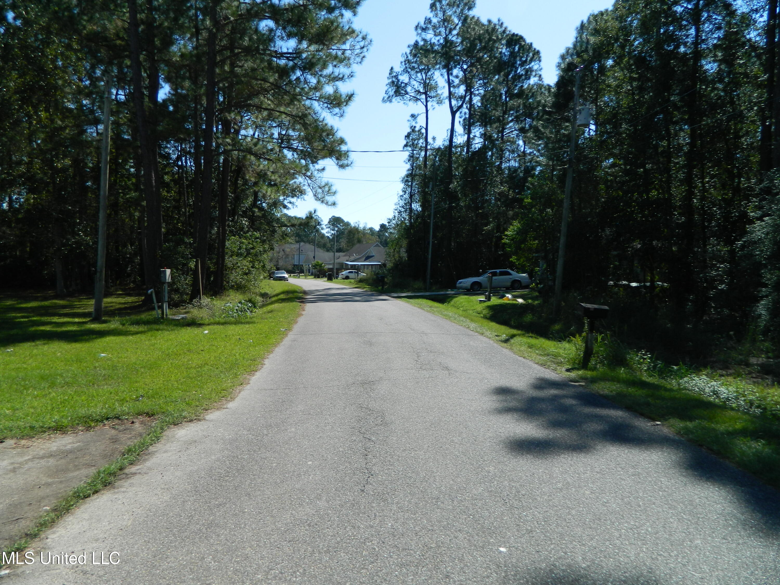 E Lamar Street, Bay Saint Louis, Mississippi image 9