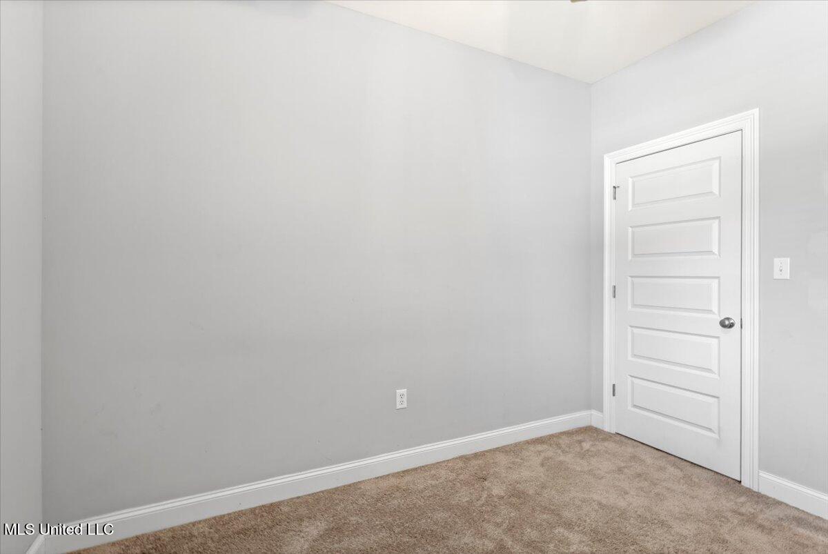 338 Mount Pleasant Drive, Hattiesburg, Mississippi image 27