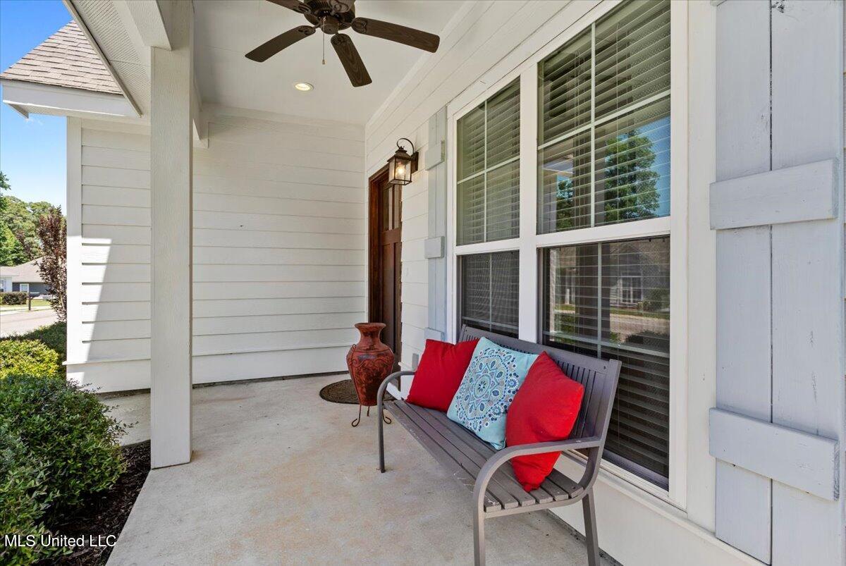 338 Mount Pleasant Drive, Hattiesburg, Mississippi image 5