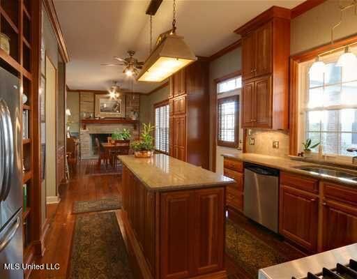 166 Bayou Circle, Gulfport, Mississippi image 12