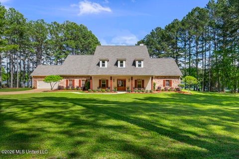 Homes For Sale - 130 Pine Lake Cove<br/> Flora, MS 39071