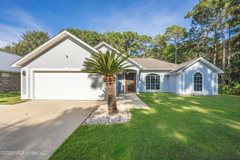 Homes For Sale - 3520 N 4th Street<br/> Ocean Springs, MS 39564