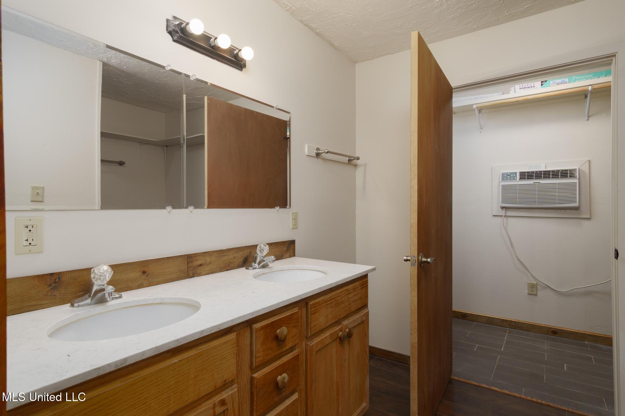 92 Wilson Road, Hattiesburg, Mississippi image 12