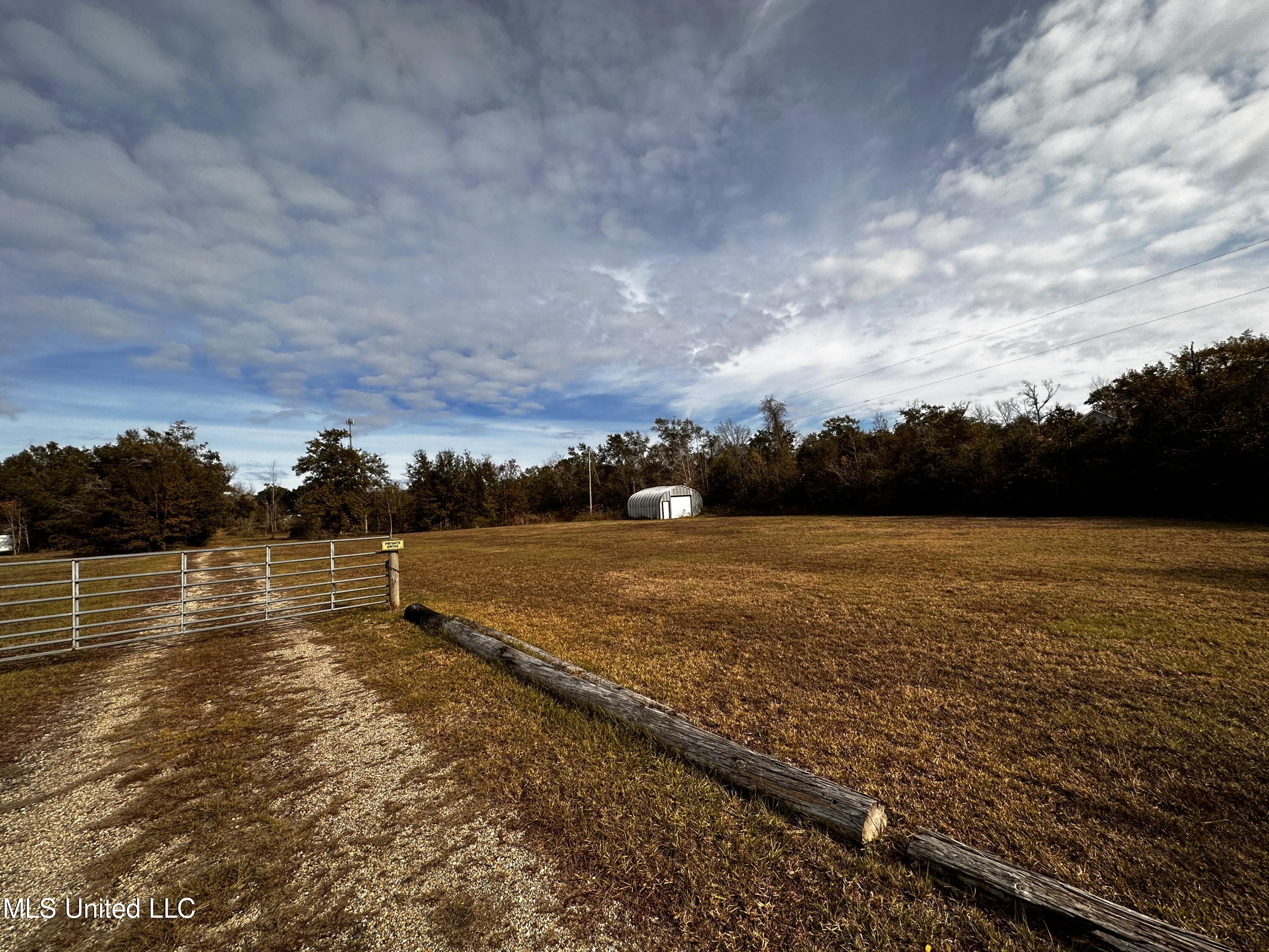 2178 Longfellow Drive, Bay Saint Louis, Mississippi image 5