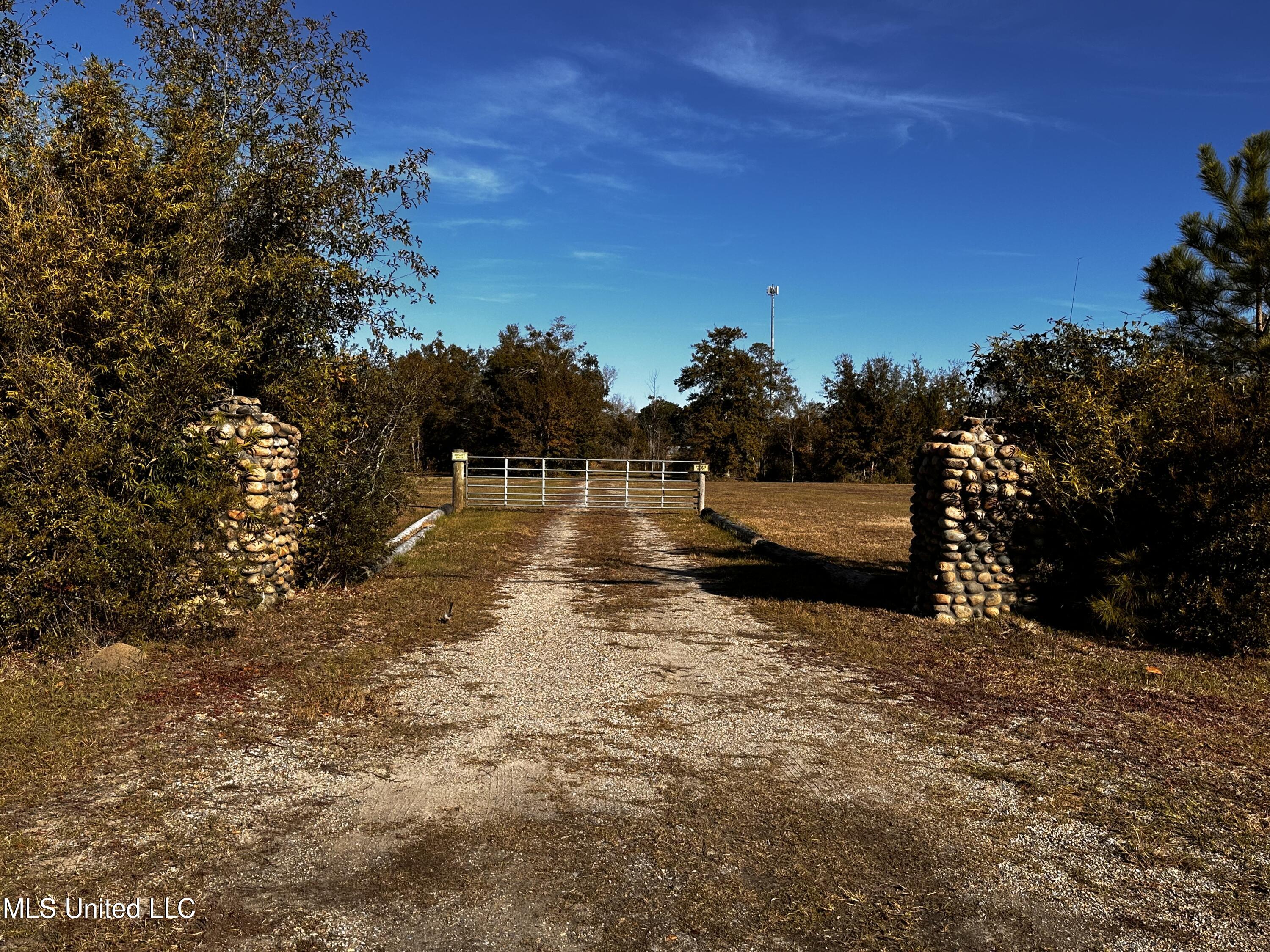 2178 Longfellow Drive, Bay Saint Louis, Mississippi image 22