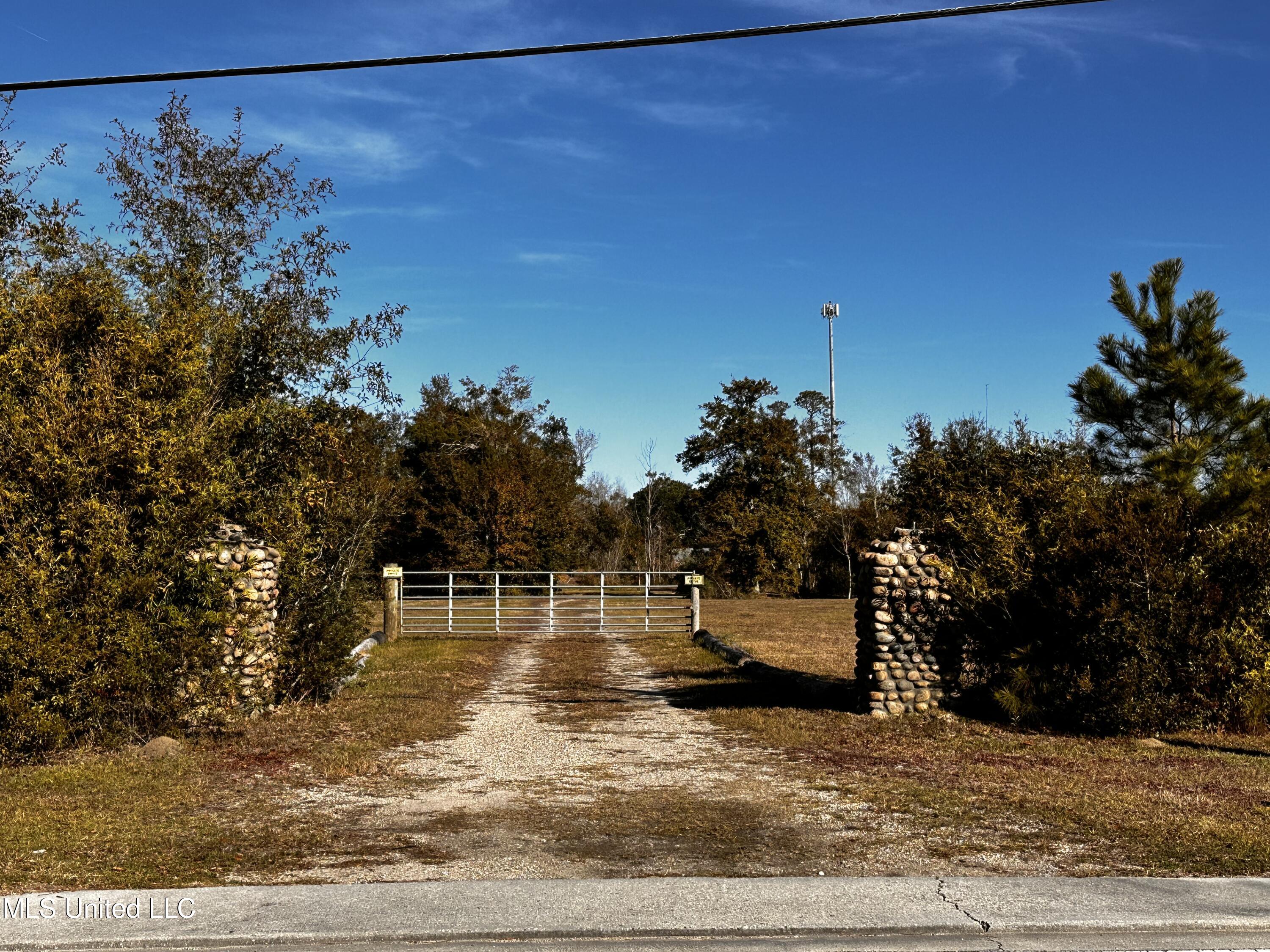 2178 Longfellow Drive, Bay Saint Louis, Mississippi image 3