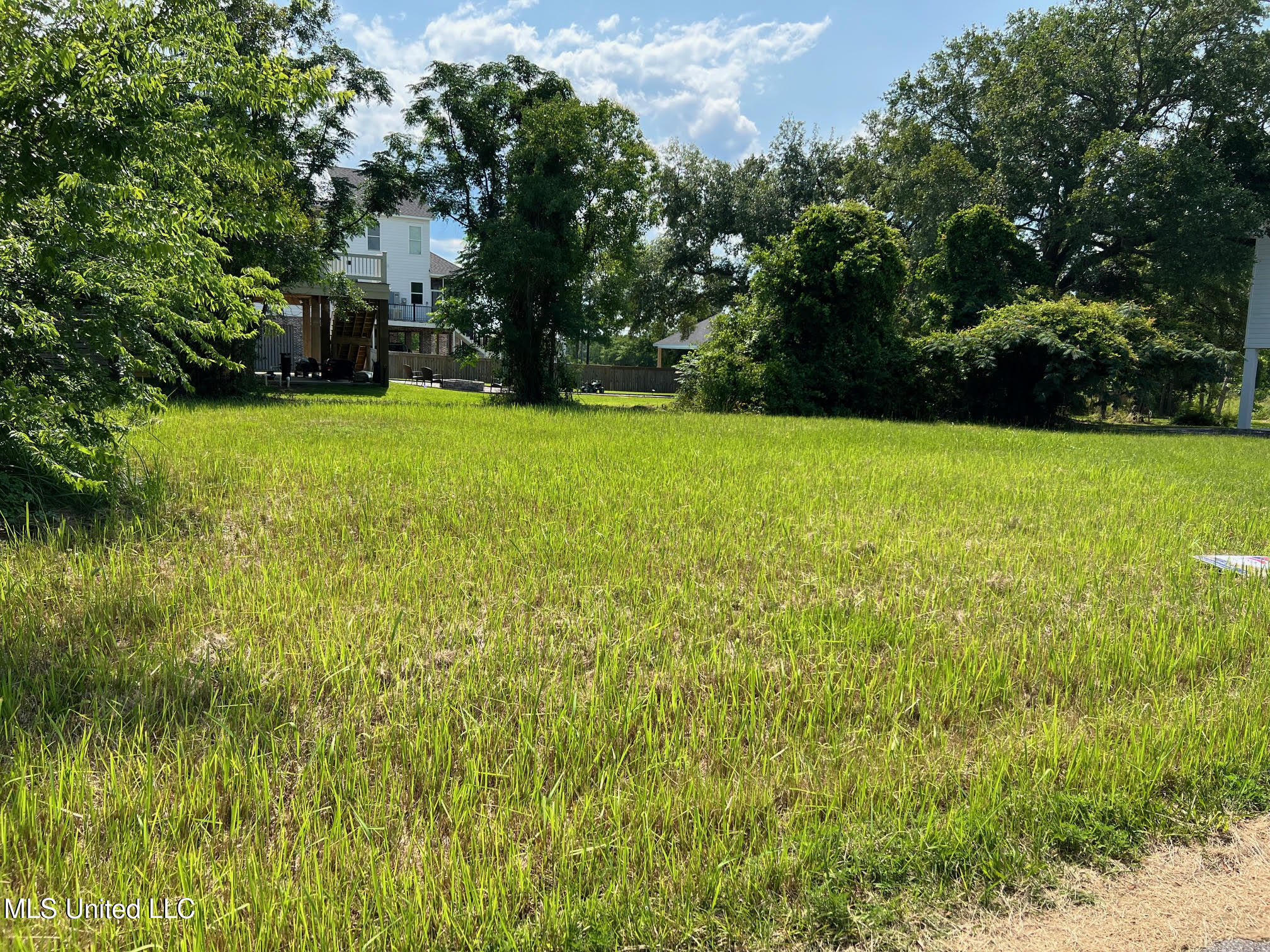 215 Magnolia Avenue, Pass Christian, Mississippi image 1