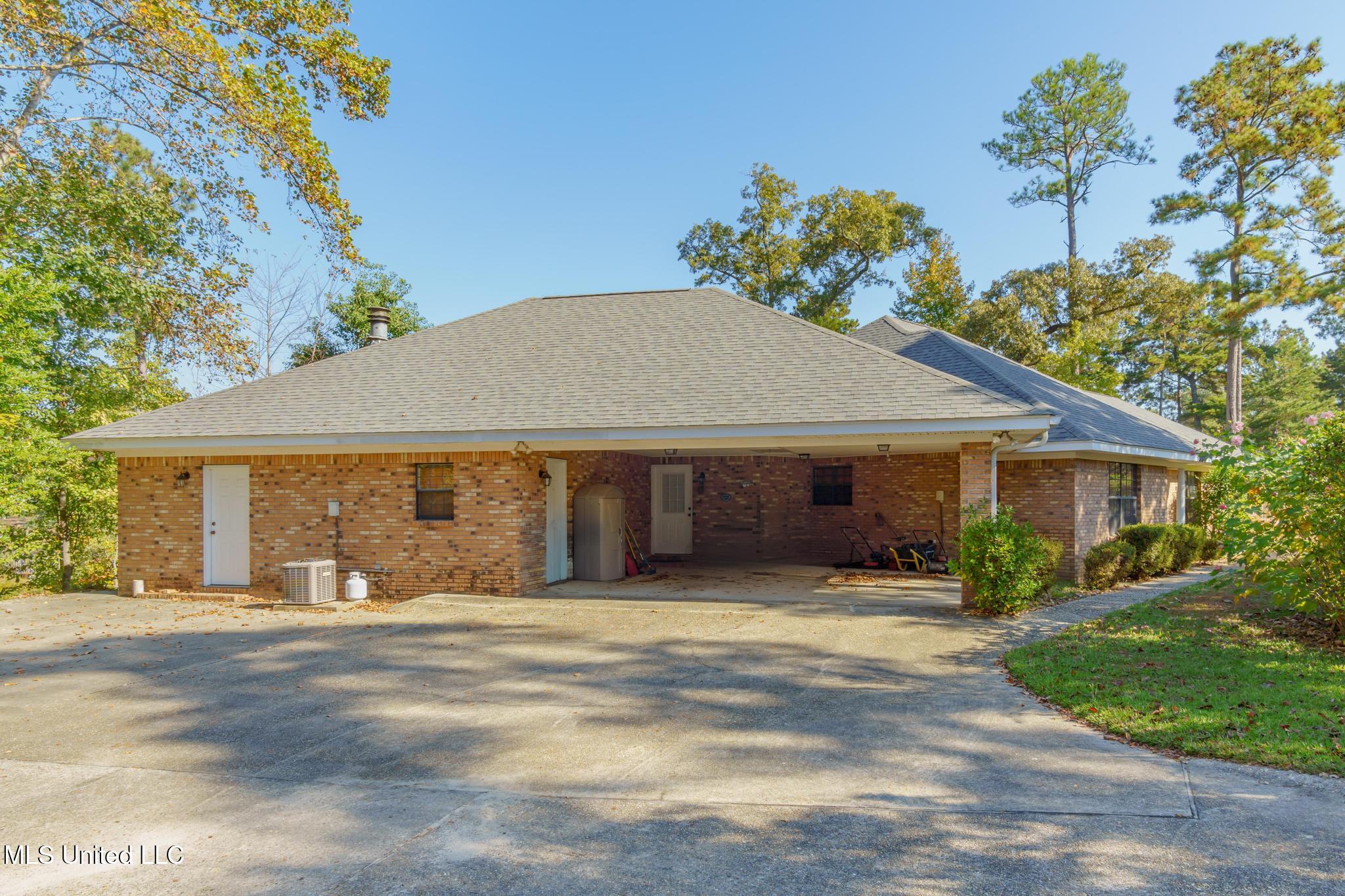 554 Nellwood Drive, Hattiesburg, Mississippi image 27