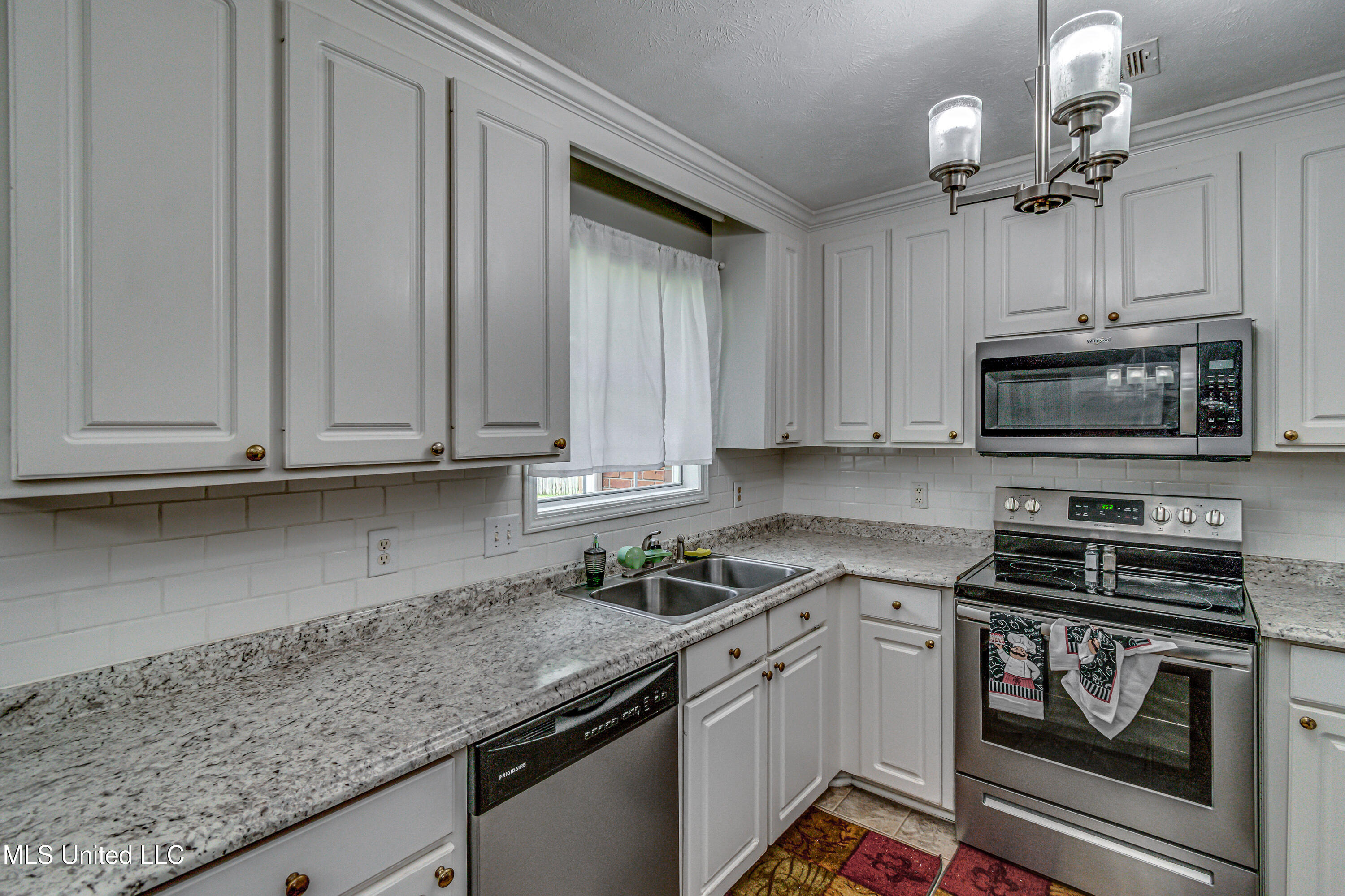 220 Cherry Bark Drive, Brandon, Mississippi image 16