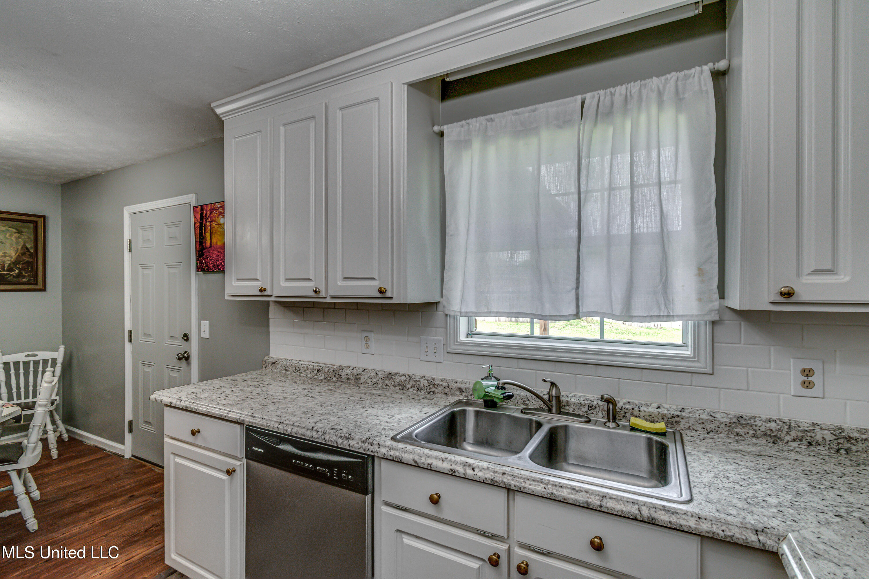 220 Cherry Bark Drive, Brandon, Mississippi image 18