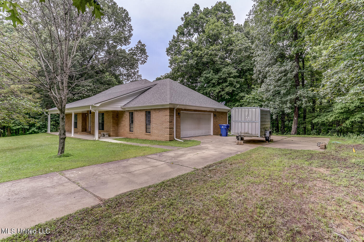 4182 Summer Circle, Lake Cormorant, Mississippi image 5