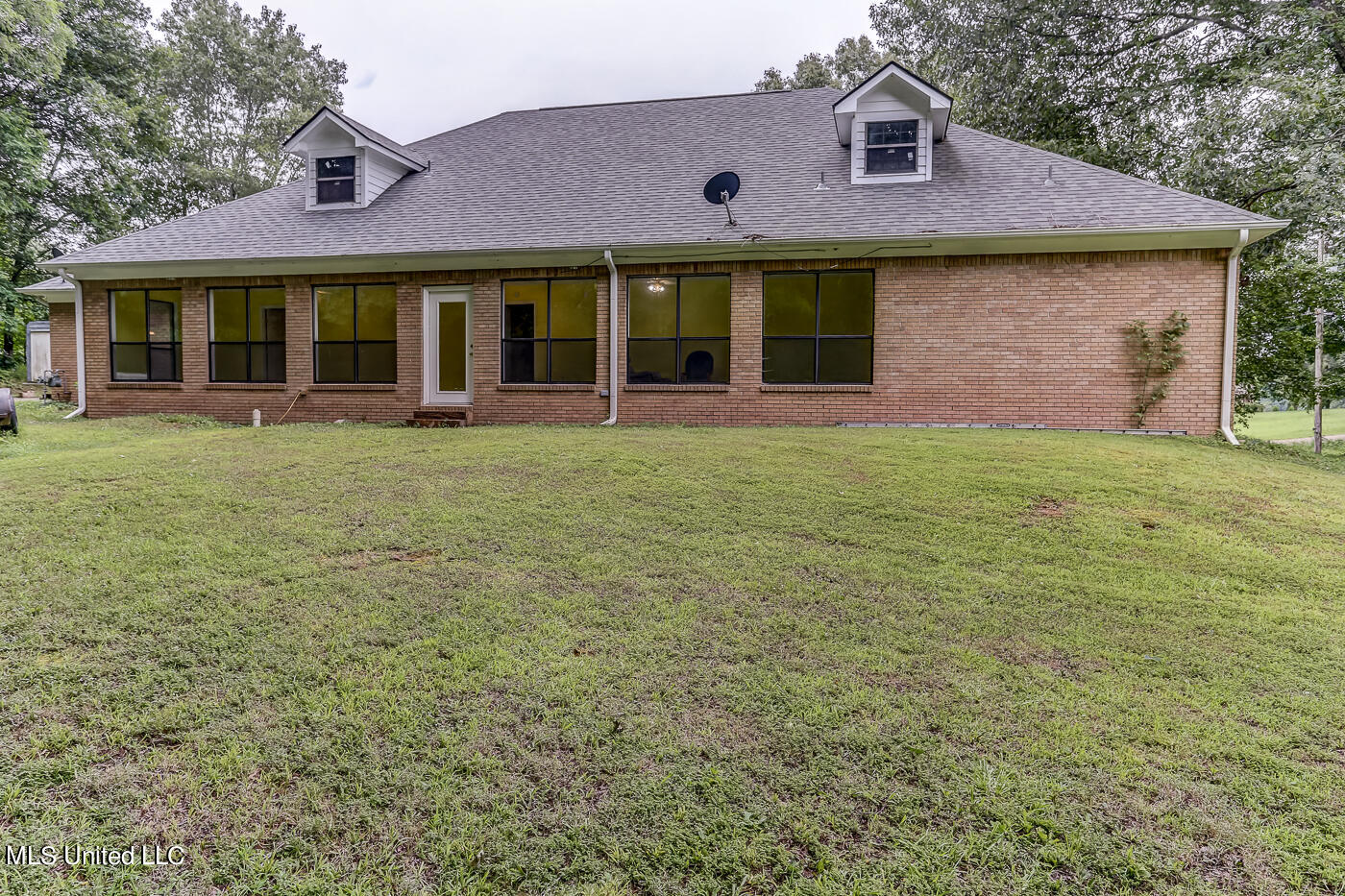 4182 Summer Circle, Lake Cormorant, Mississippi image 46