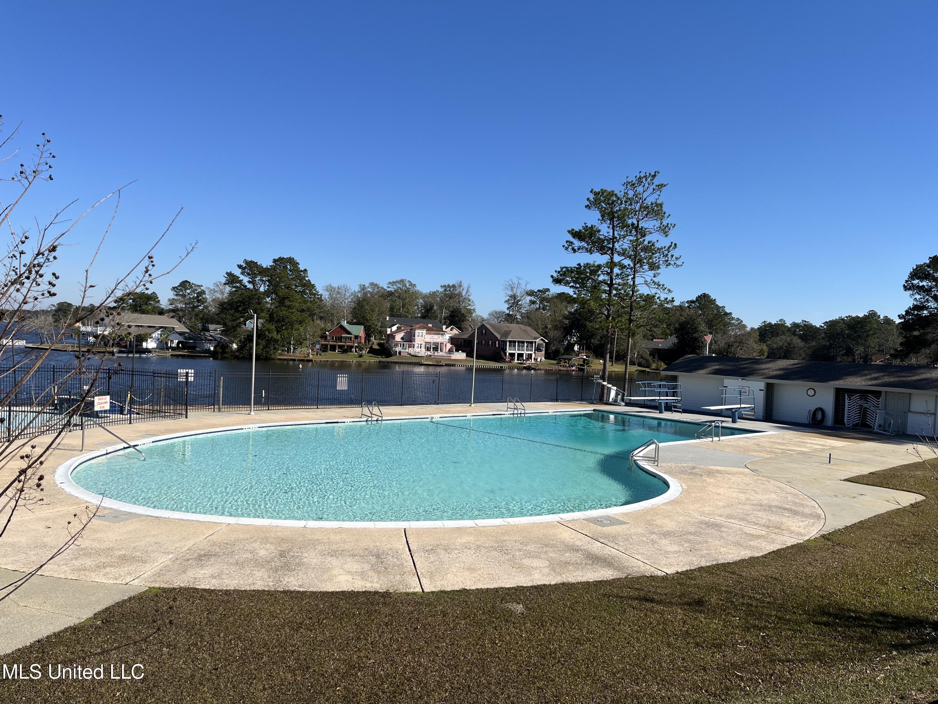 101 Rustic Lane, Carriere, Mississippi image 6