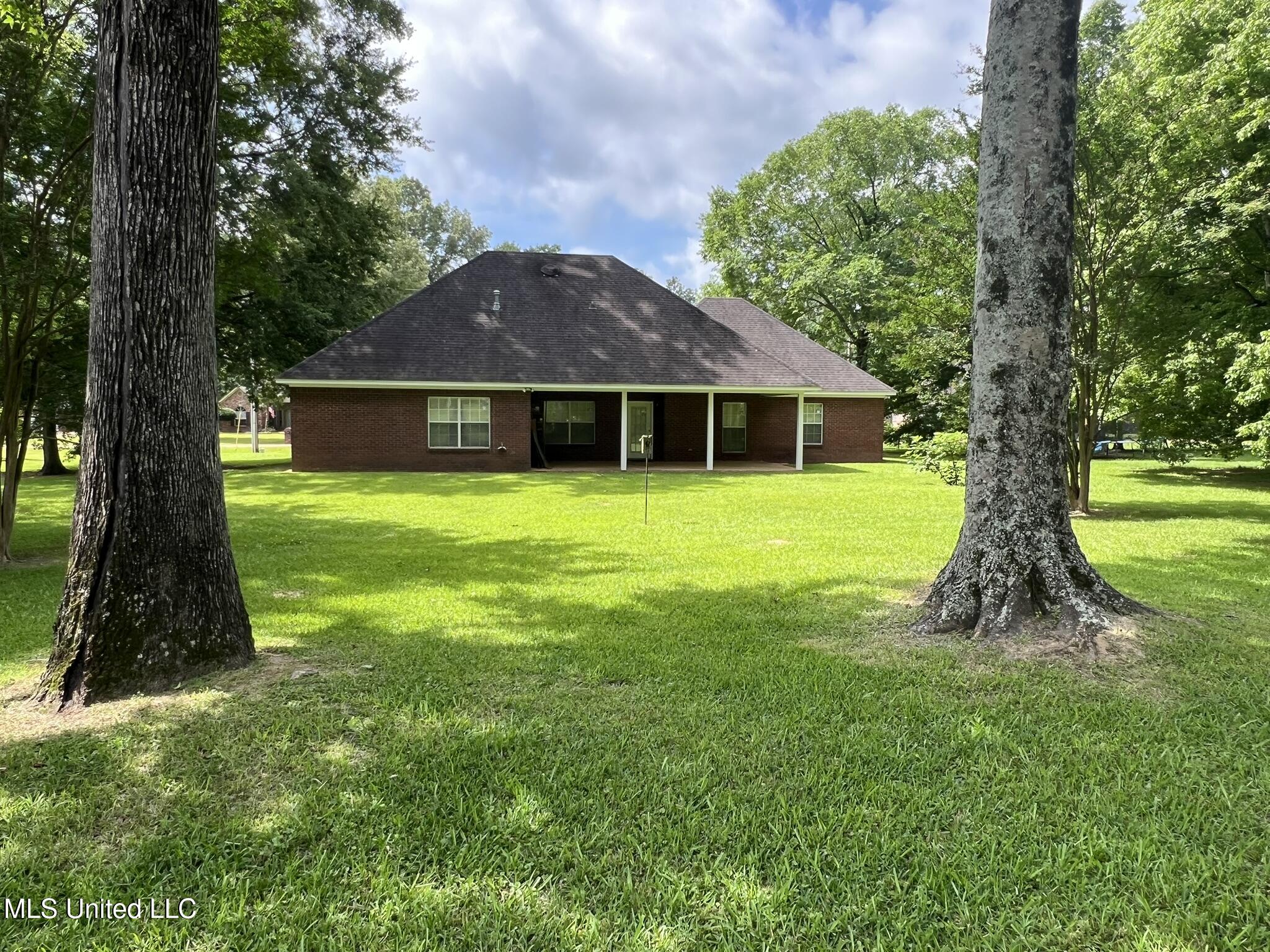 123 Wildwood Boulevard, Jackson, Mississippi image 25