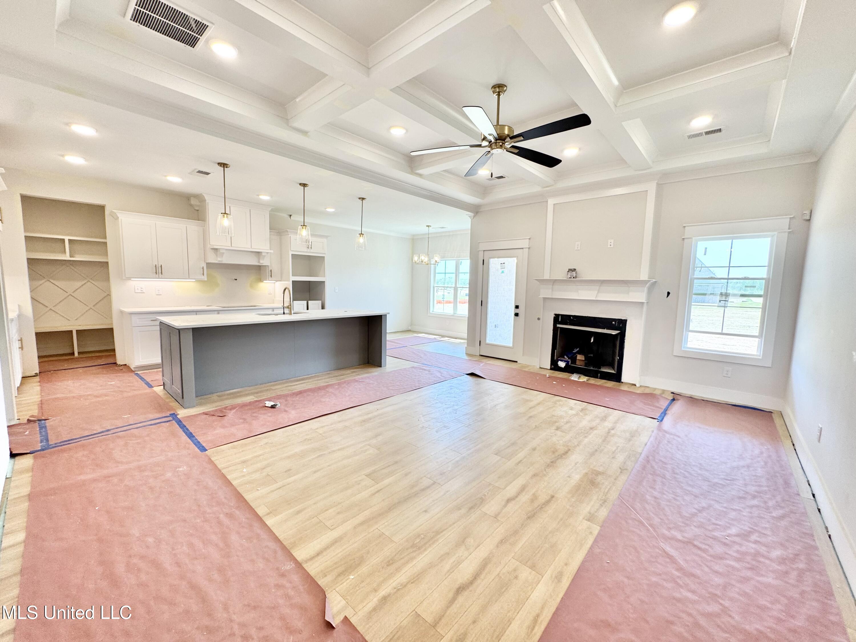 4275 Brooke Drive, Nesbit, Mississippi image 8
