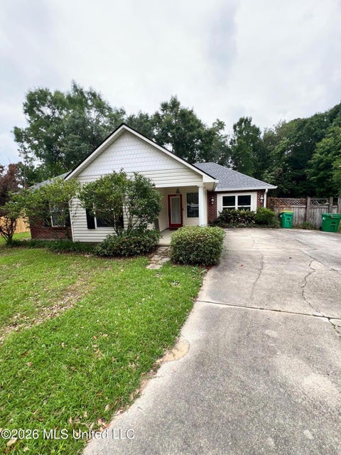 Homes For Rent - 13509 Saint Martin Drive<br/> Ocean Springs, MS 39564