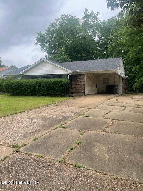 754 Valley Springs Drive, Southaven, Mississippi image 3