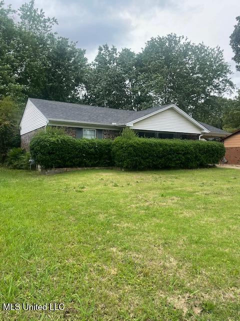 754 Valley Springs Drive, Southaven, Mississippi image 2