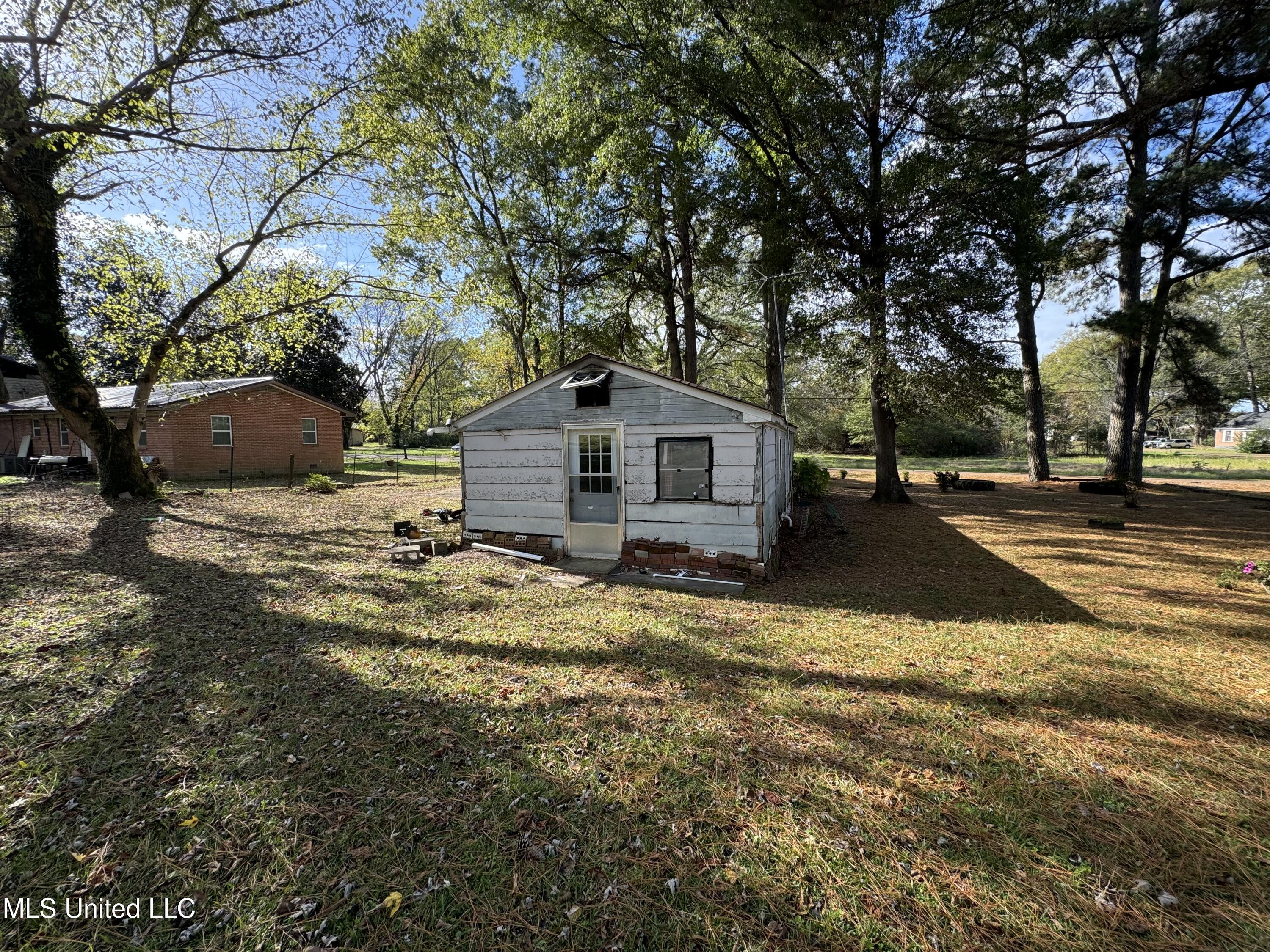 796 Court Street, Coldwater, Mississippi image 4