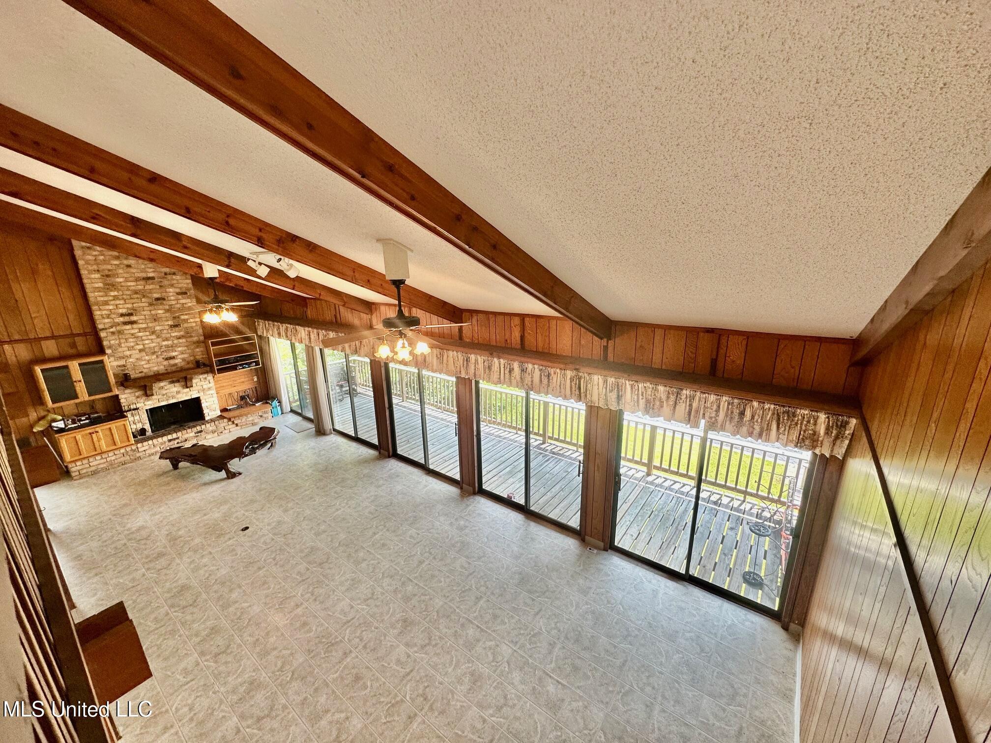 577 W Lakeshore Drive, Carriere, Mississippi image 22