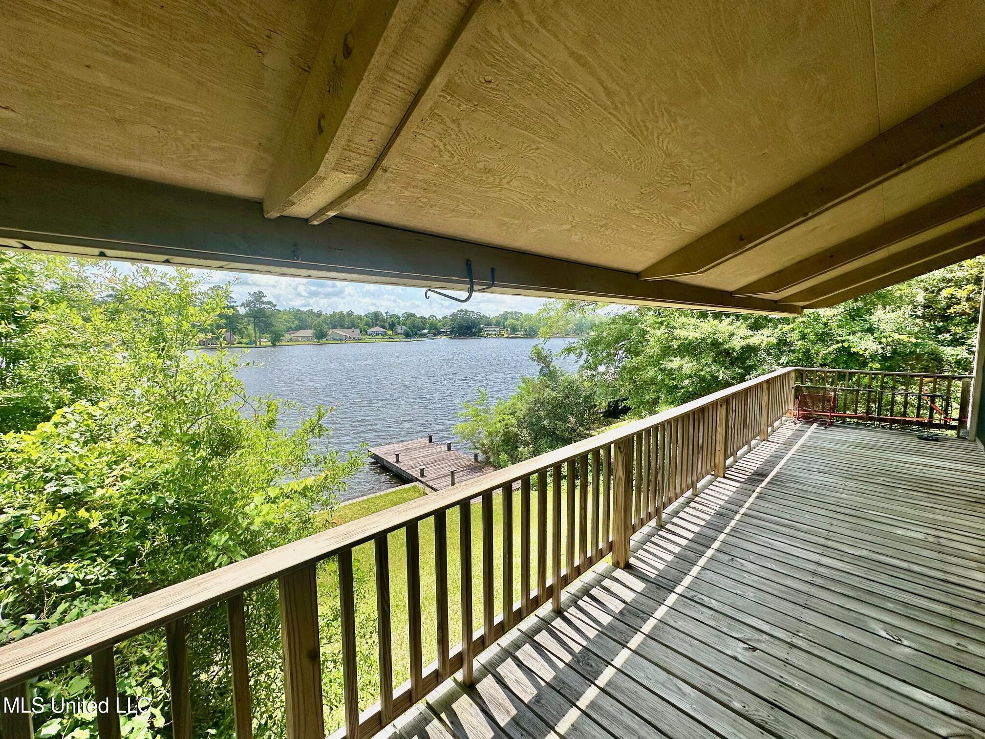 577 W Lakeshore Drive, Carriere, Mississippi image 21