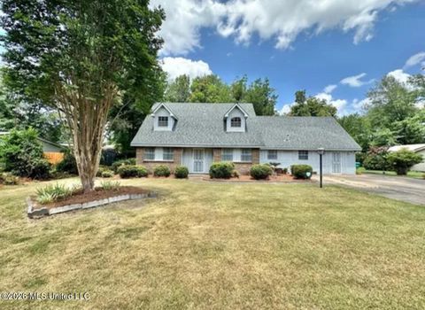 Homes For Sale - 212 E Stevens Street<br/> Sunflower County, Ruleville, MS 38771