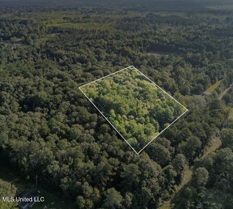 Vacant Land For Sale - Sulphur Springs Road<br/> Camden, MS 39045