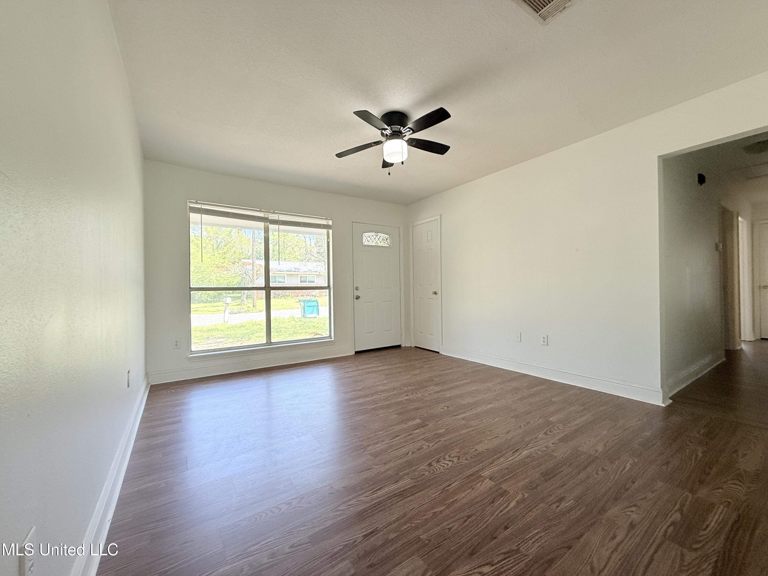 3003 Pineland Drive, Gulfport, Mississippi image 13