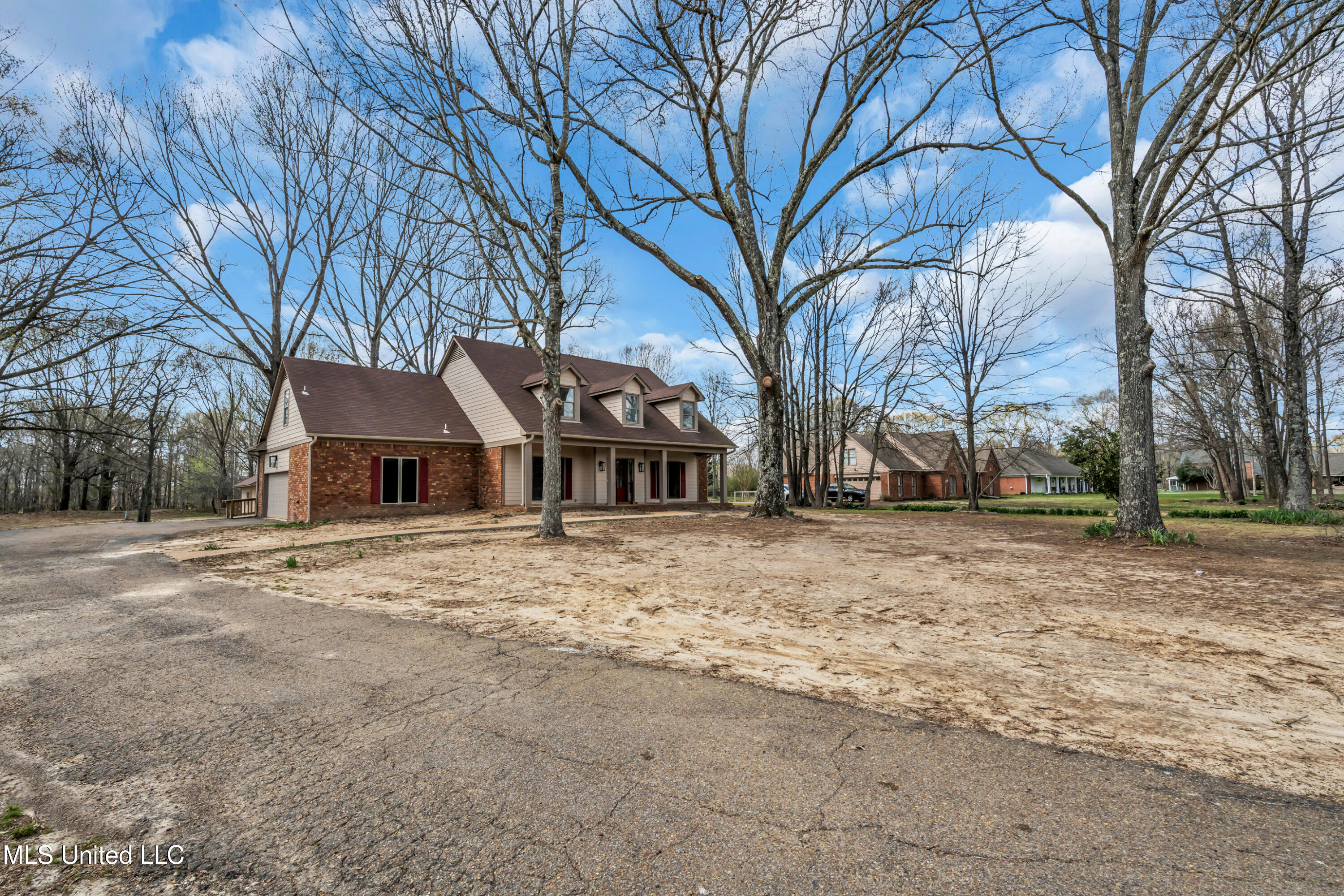 112 Oak Grove Cove, Byhalia, Mississippi image 3