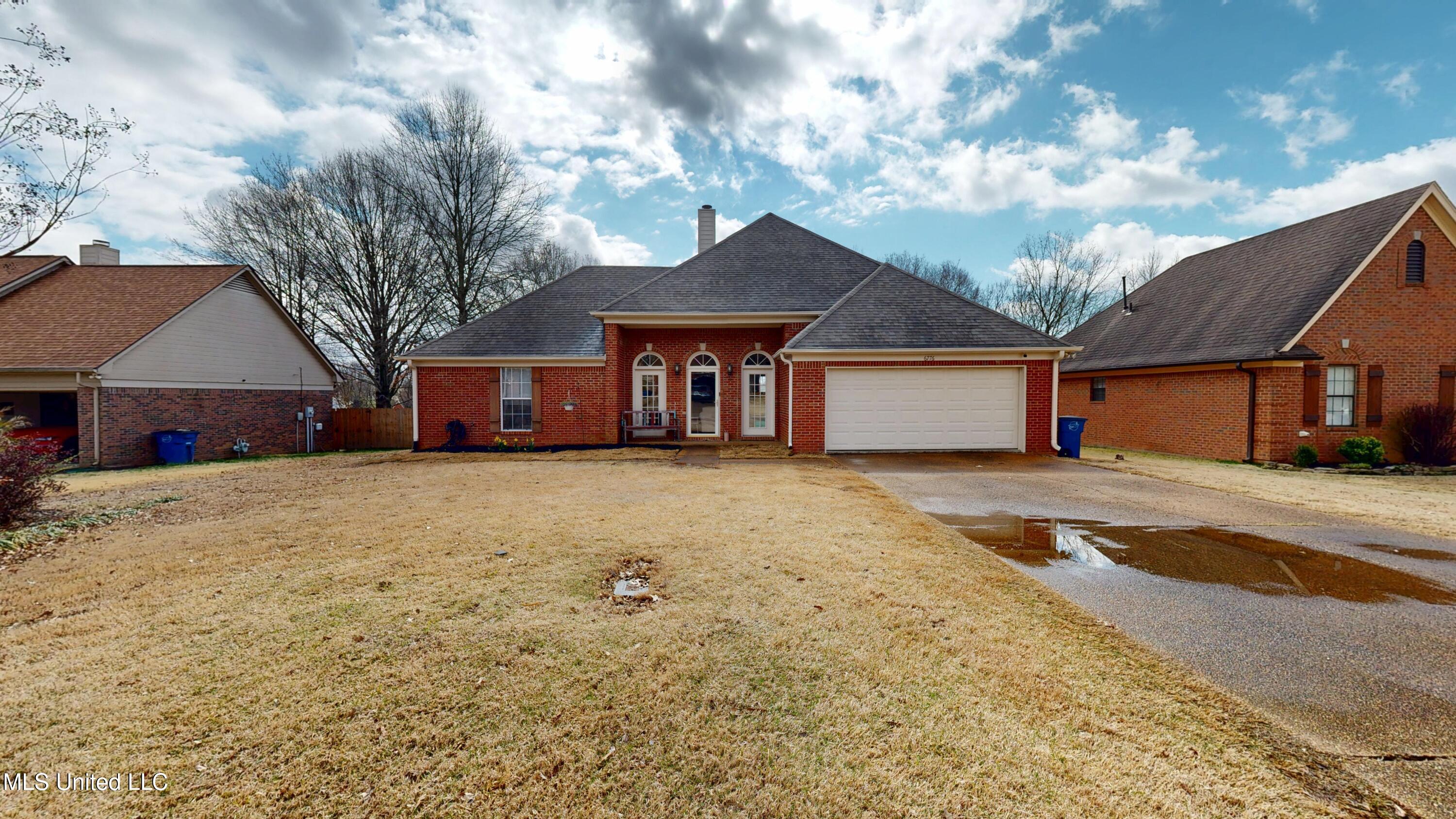 6776 Dianna Drive, Olive Branch, Mississippi image 1