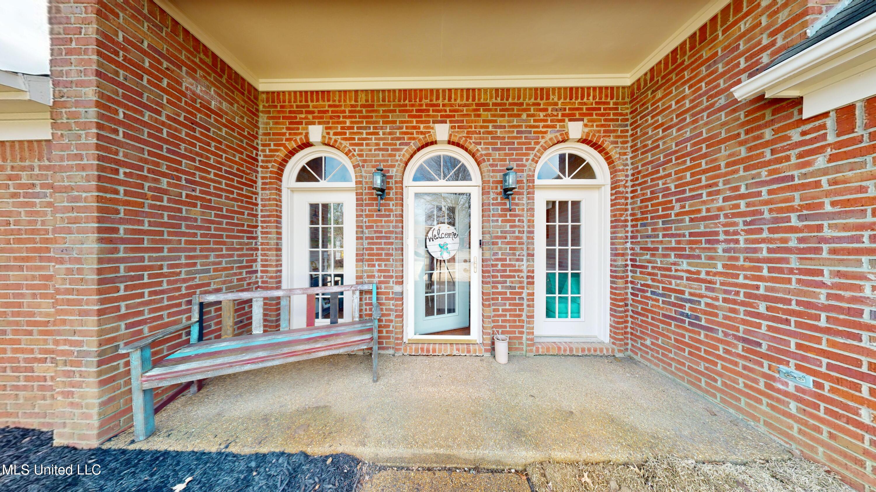 6776 Dianna Drive, Olive Branch, Mississippi image 5