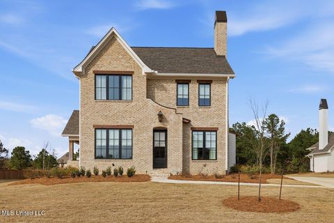 Homes For Sale - 619 Big Valley Loop<br/> Flowood, MS 39232