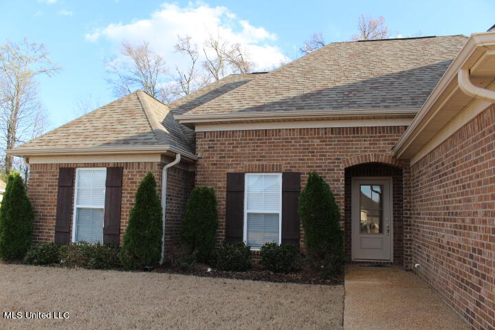 2621 S Dawnwood Circle South Circle, Southaven, Mississippi image 3