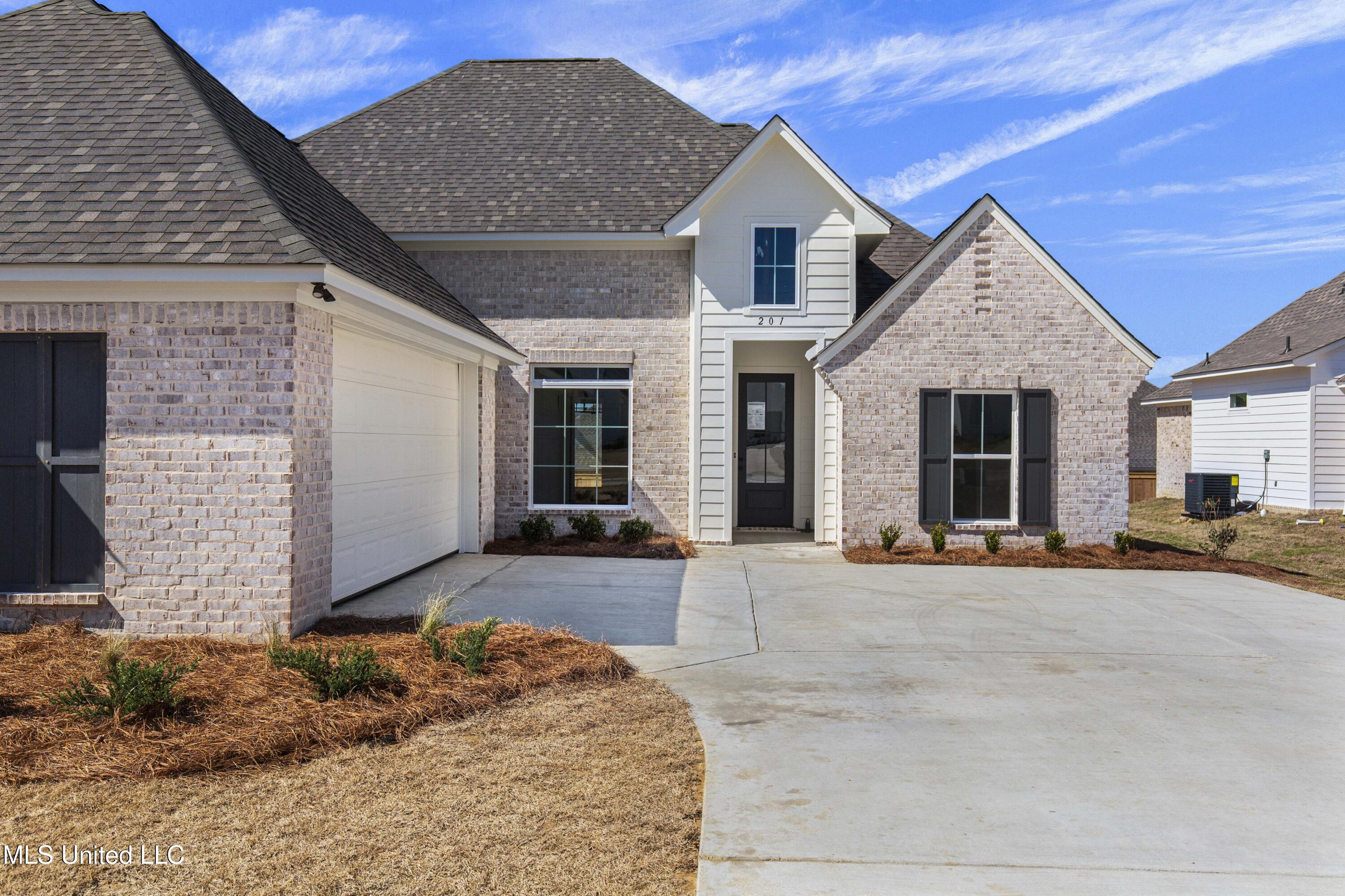 201 Harvest View Place, Madison, Mississippi image 2