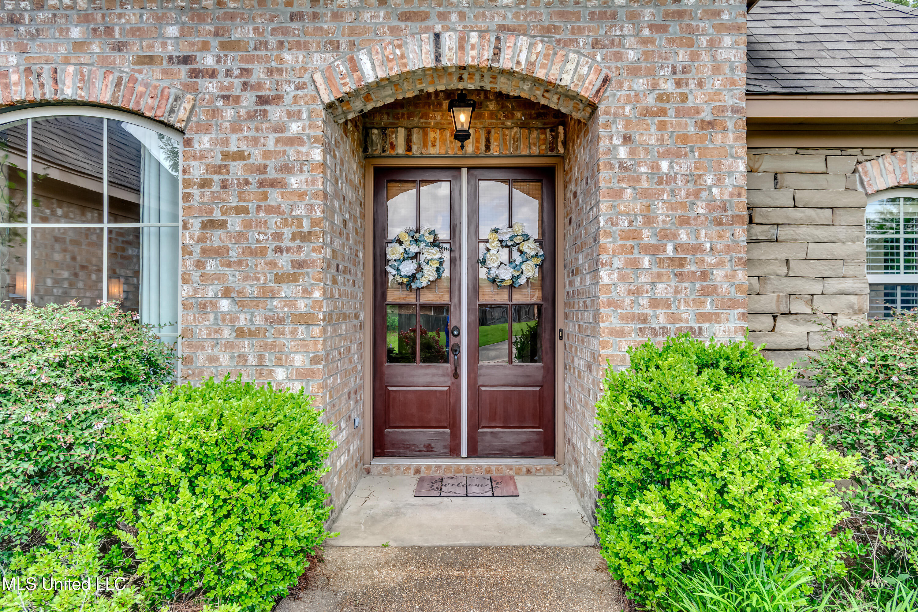 116 Belle Oak Drive, Brandon, Mississippi image 5