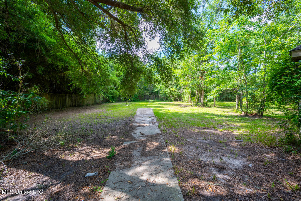 701 Cedar Street, Waveland, Mississippi image 16