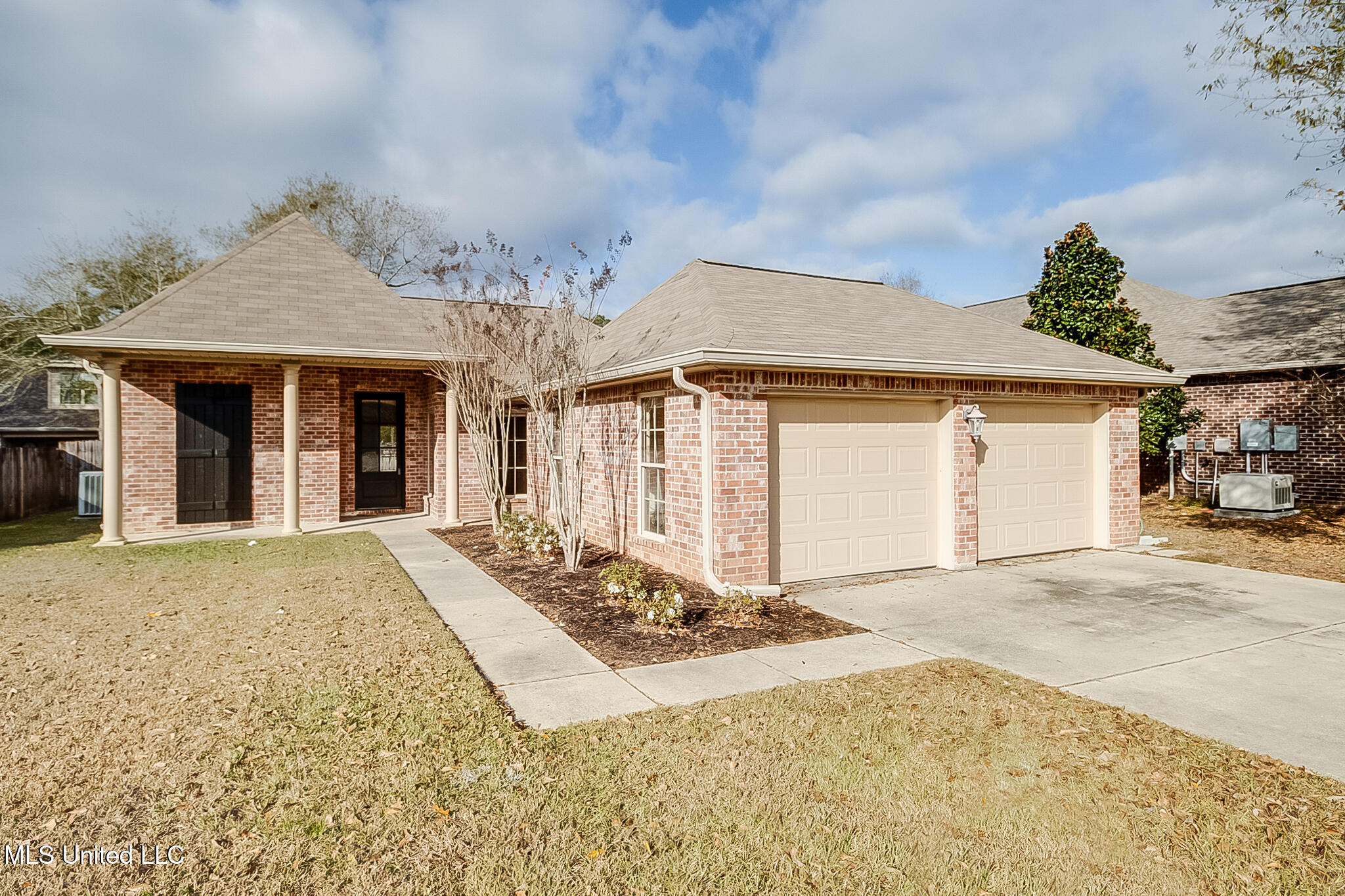 13731 Fieldcrest Way, Gulfport, Mississippi image 2