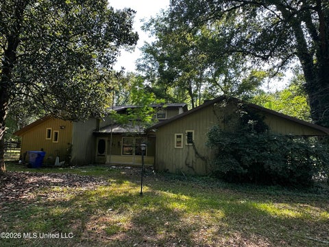 Homes For Sale - 137 Shorter Road<br/> Braxton, MS 39044
