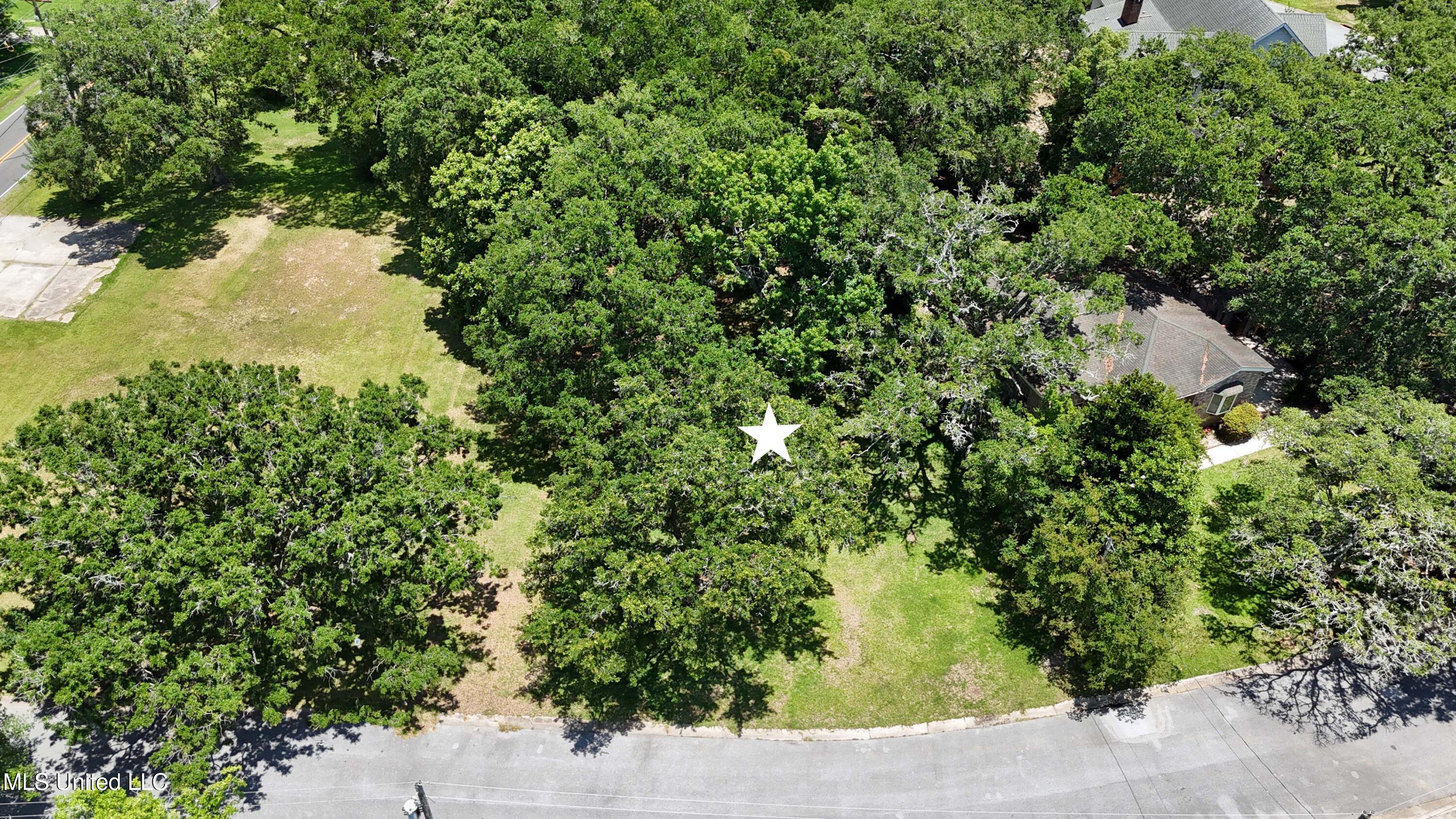 708 Wiggins Circle, Pascagoula, Mississippi image 2
