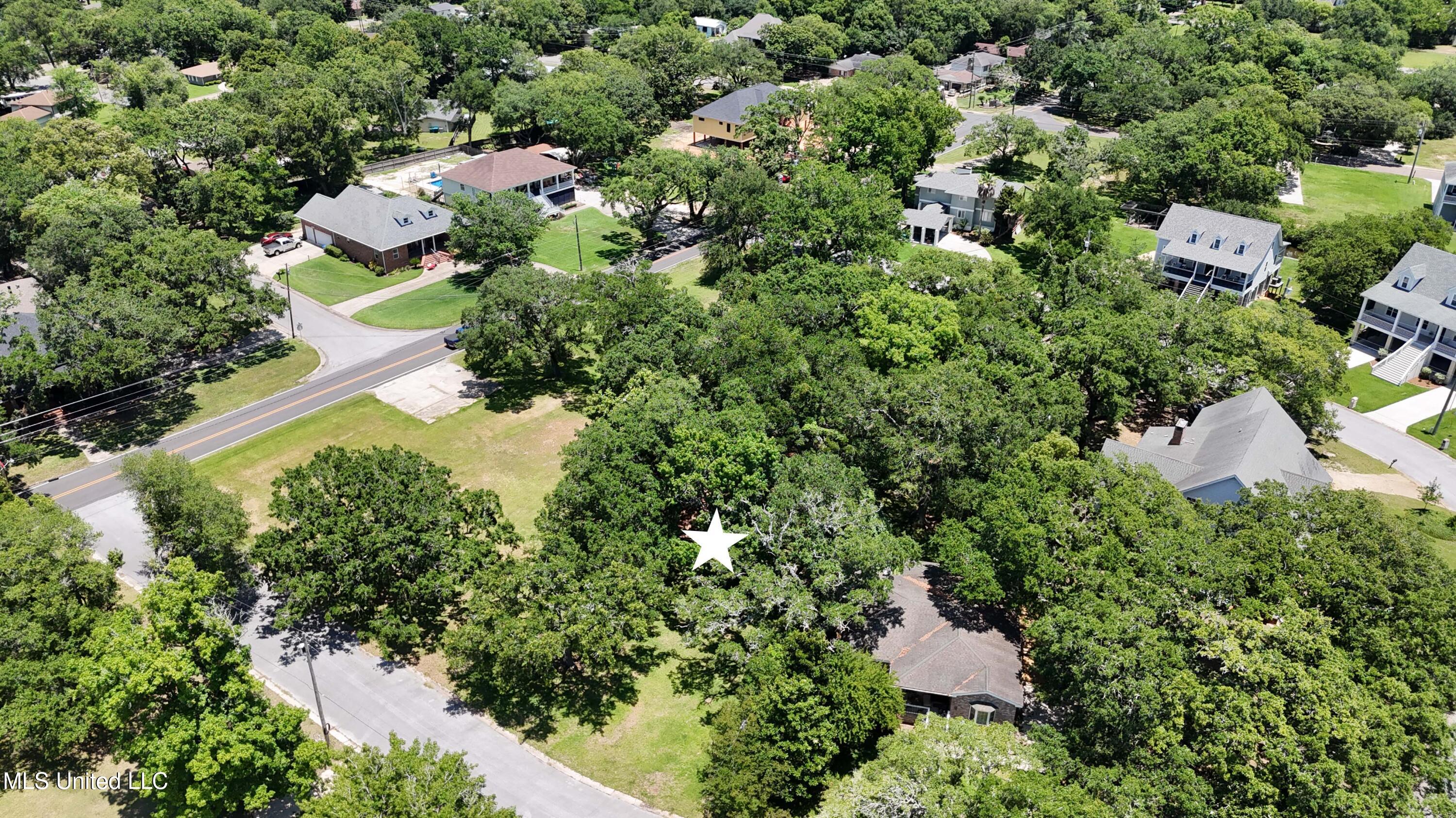 708 Wiggins Circle, Pascagoula, Mississippi image 9
