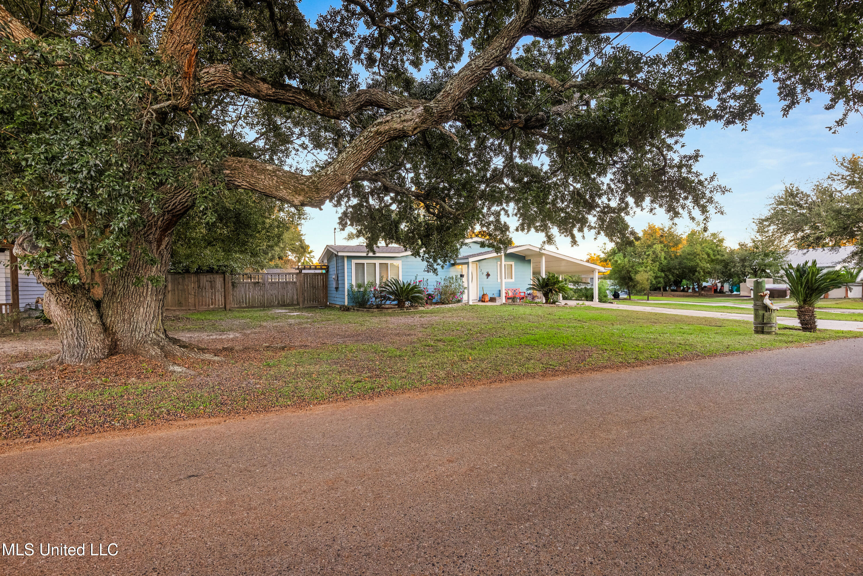 129 Trautman Avenue, Long Beach, Mississippi image 4